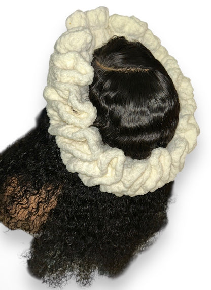 Regal Crochet Headband Xxl Ruffles-White
